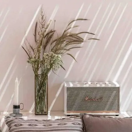 Barbara, By Red Windmill 빌라