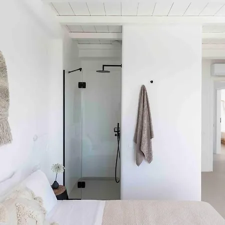 Barbara, By Red Windmill Villa *