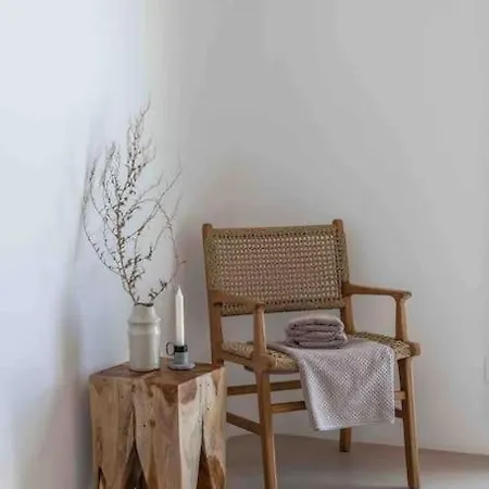 Barbara, By Red Windmill 빌라