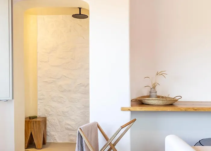 Barbara, By Red Windmill Калафатис